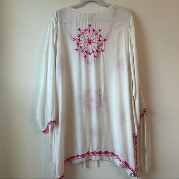Beaches & Boho White Embroidered Beach Cover Up Size 1X Lagenlook Boho Vacation - Picture 3 of 10